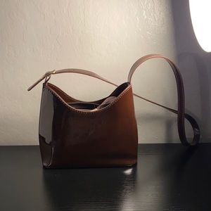 CUTE brown glossy cross body